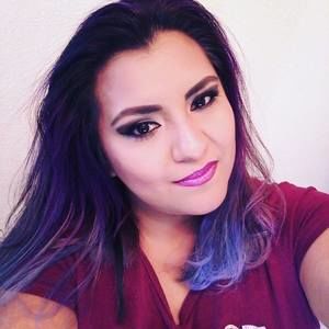 Meet your Posher, Aura